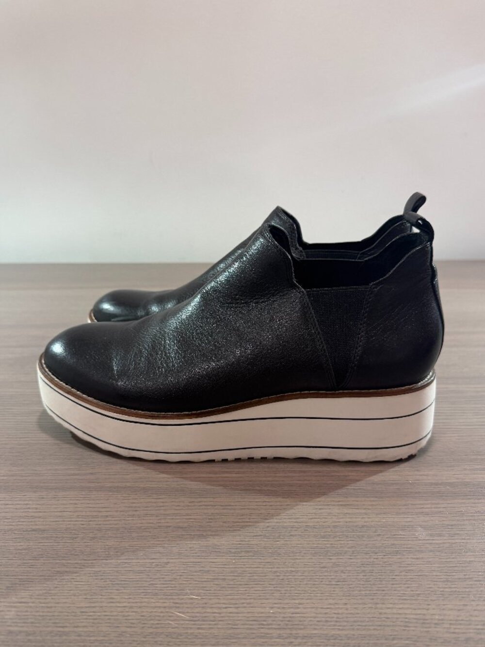 Silent D Black Leather Platform Slip-On Shoes Size 40